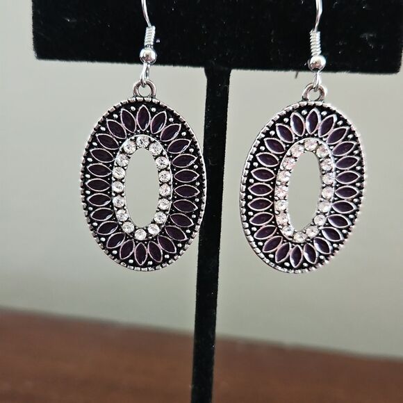 Vintage Art Deco Oval Drop Earrings With Crystals - Picture 3 of 5